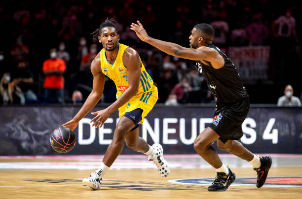 18岁的西 18岁的西